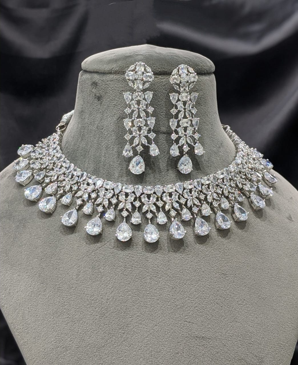 Diamond Necklace Set - The Balaji Jewellers